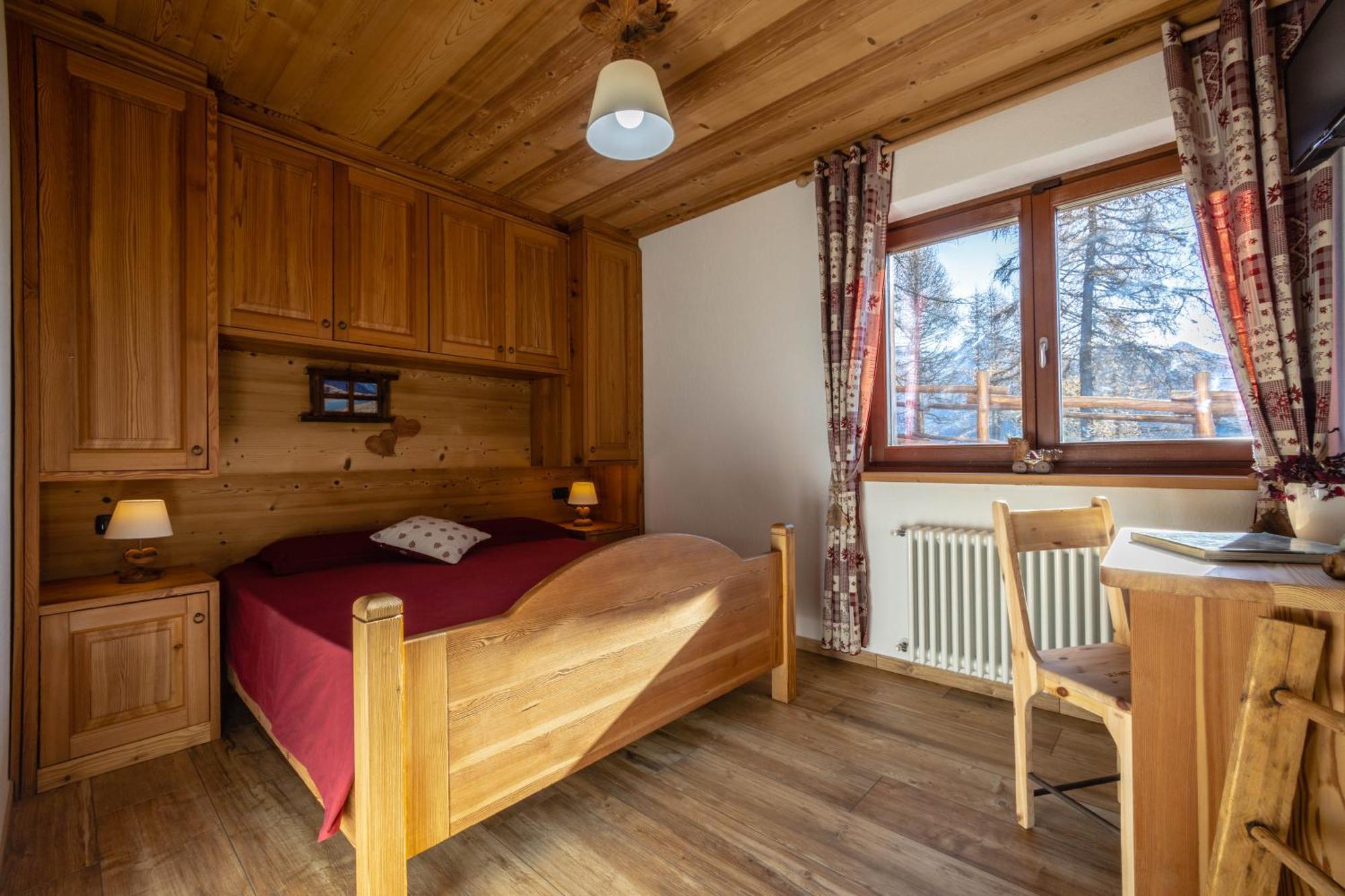 Le Coin Des Melezes - Nature & Trek - Camere In Baita Di Montagna بروسون المظهر الخارجي الصورة